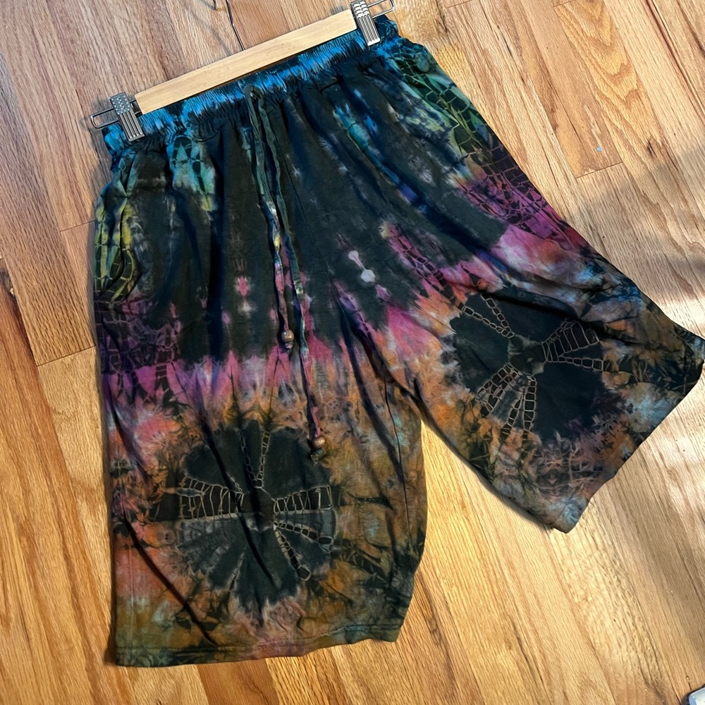 Tie Dye Shorts size S Earthbound Trading